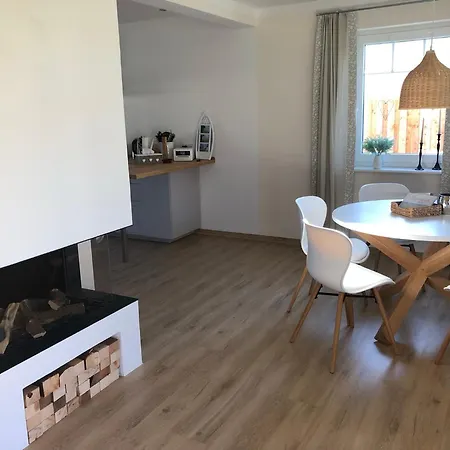 Haus Hyggelig Direkt Am Grossen Zechliner Rheinsberg